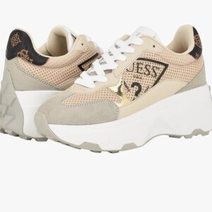 GUESS Women's Invited Sneaker Size 9.5